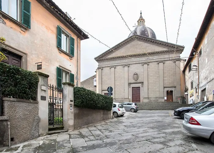 B&B La Sosta - Vista Esclusiva Chiesa di Santa Rosa Viterbo